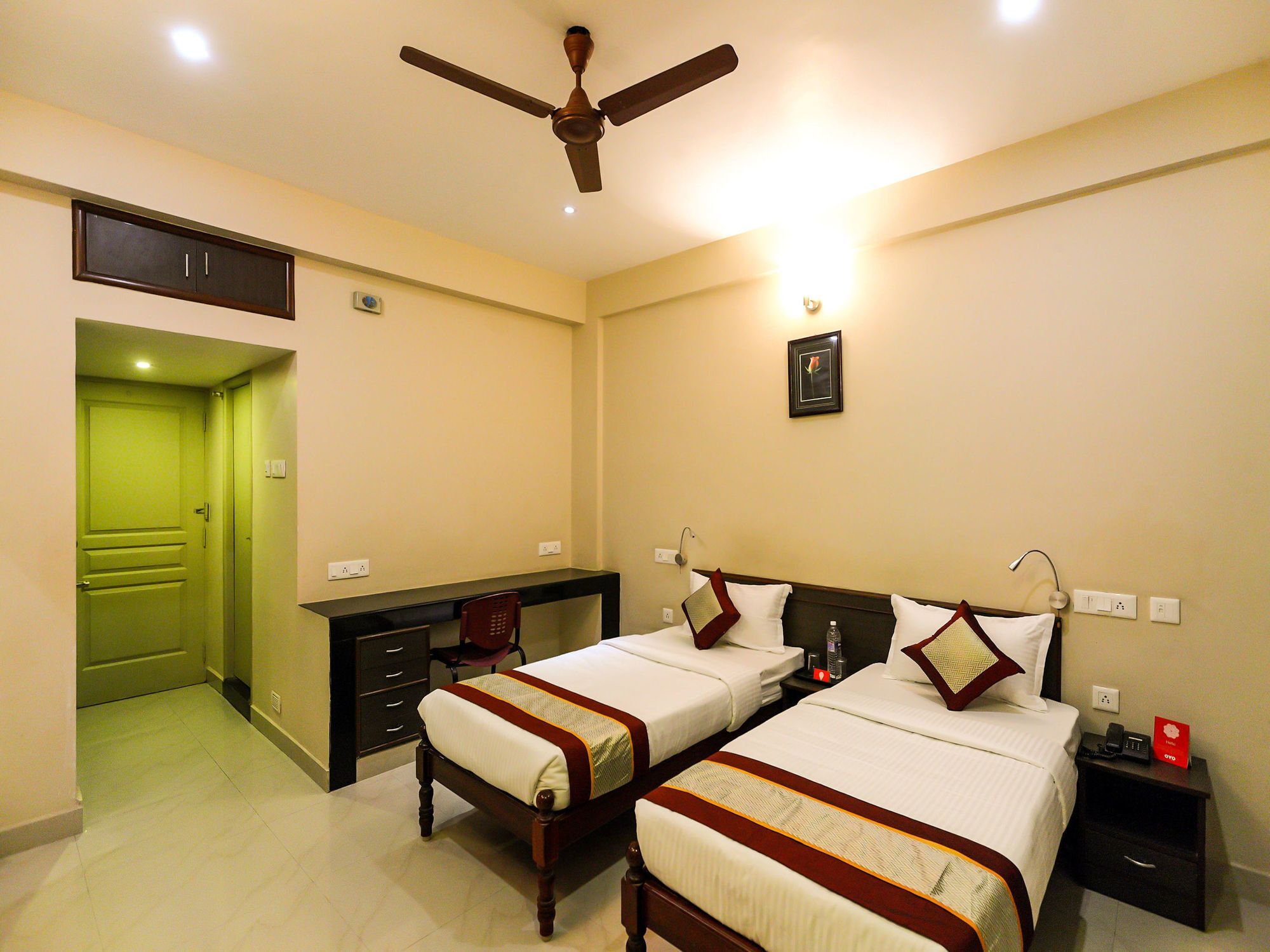 Oyo Flagship 12665 Chrompet Hotel Chennai Ngoại thất bức ảnh